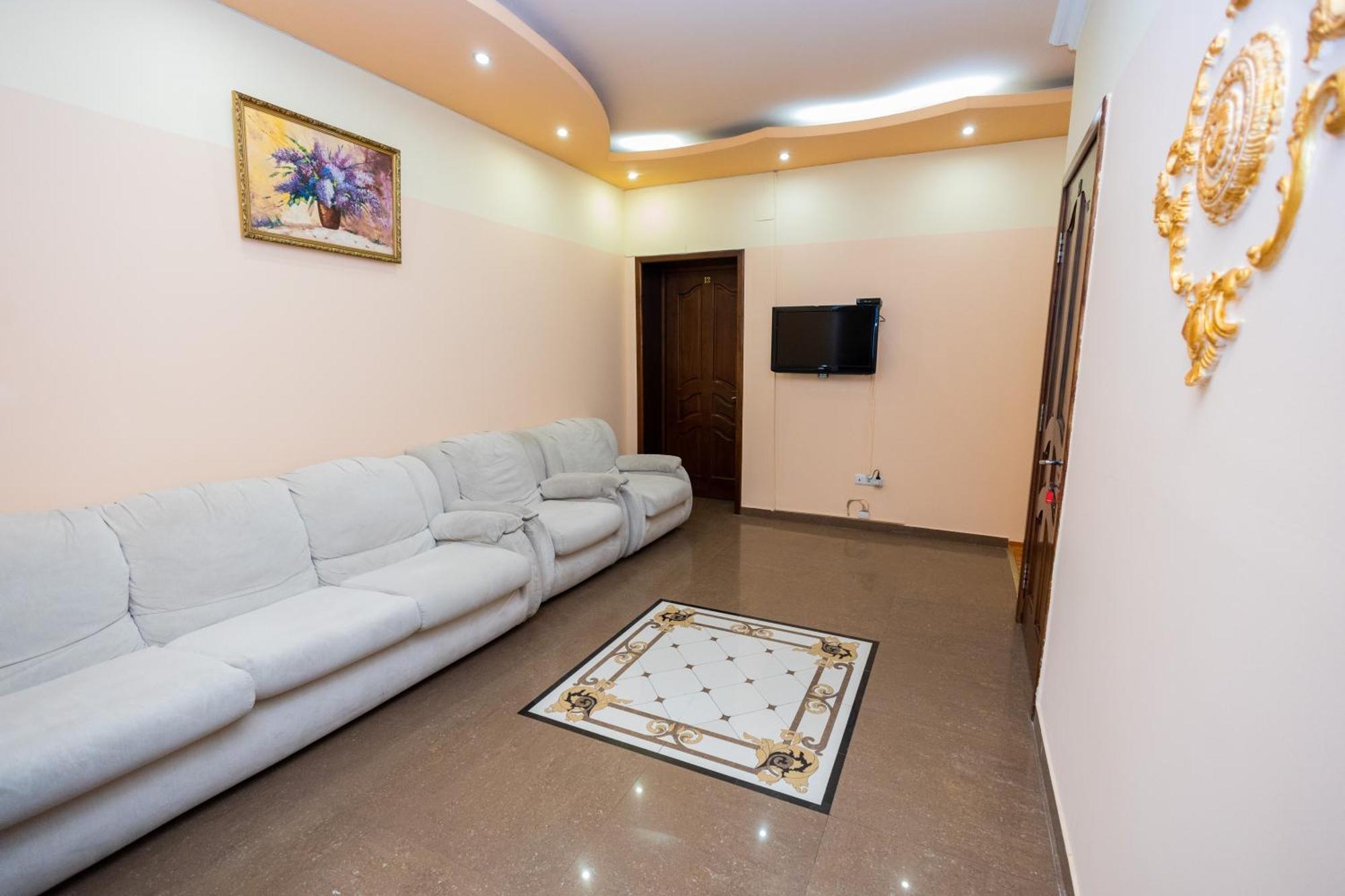 Yan Hotel Єреван Екстер'єр фото