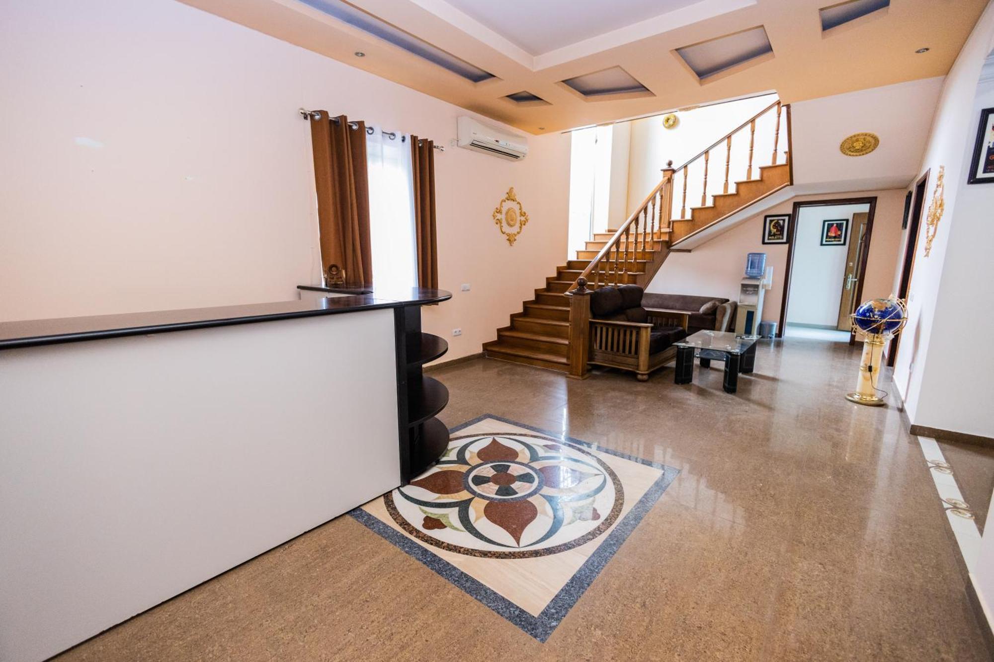 Yan Hotel Єреван Екстер'єр фото