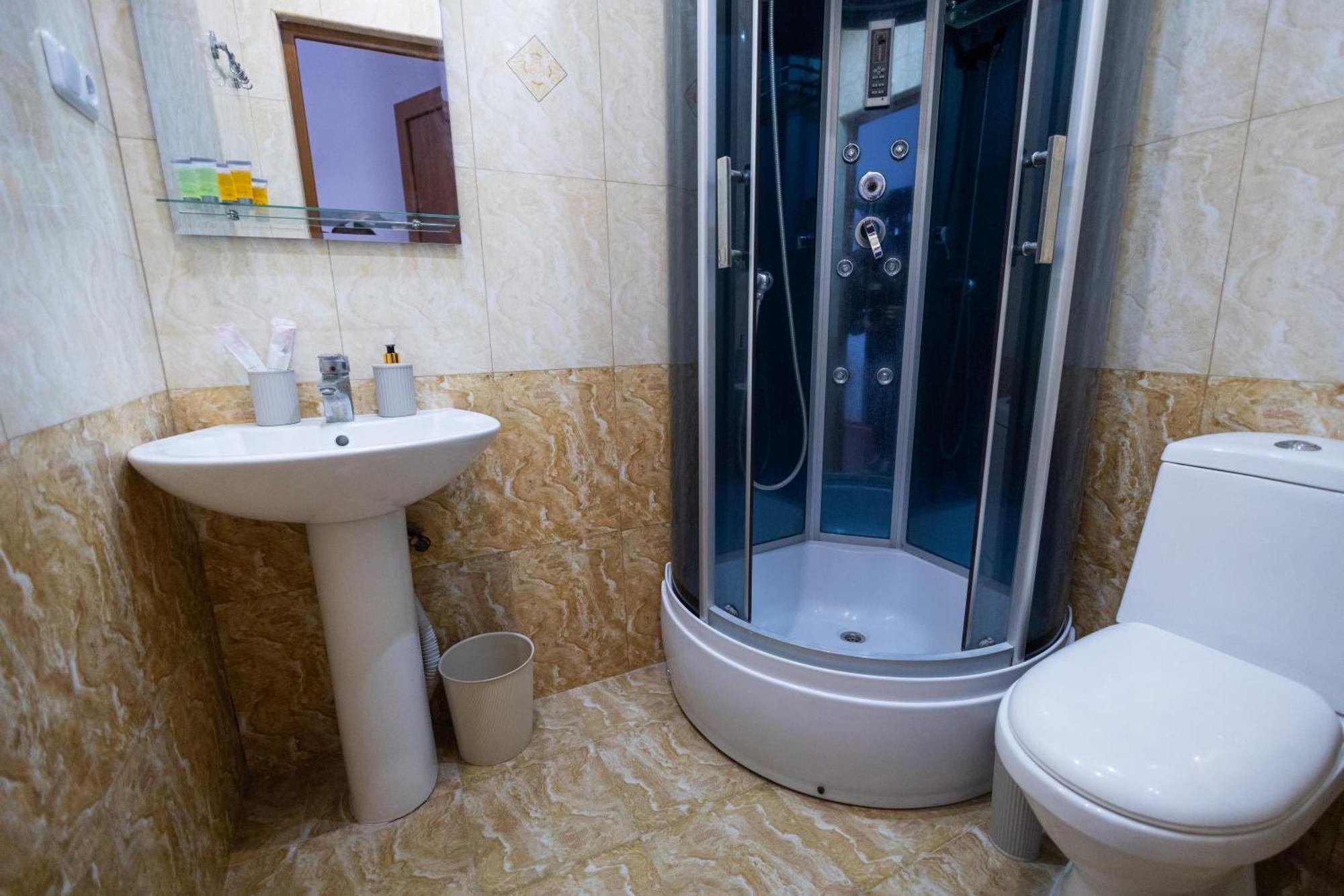 Yan Hotel Єреван Екстер'єр фото
